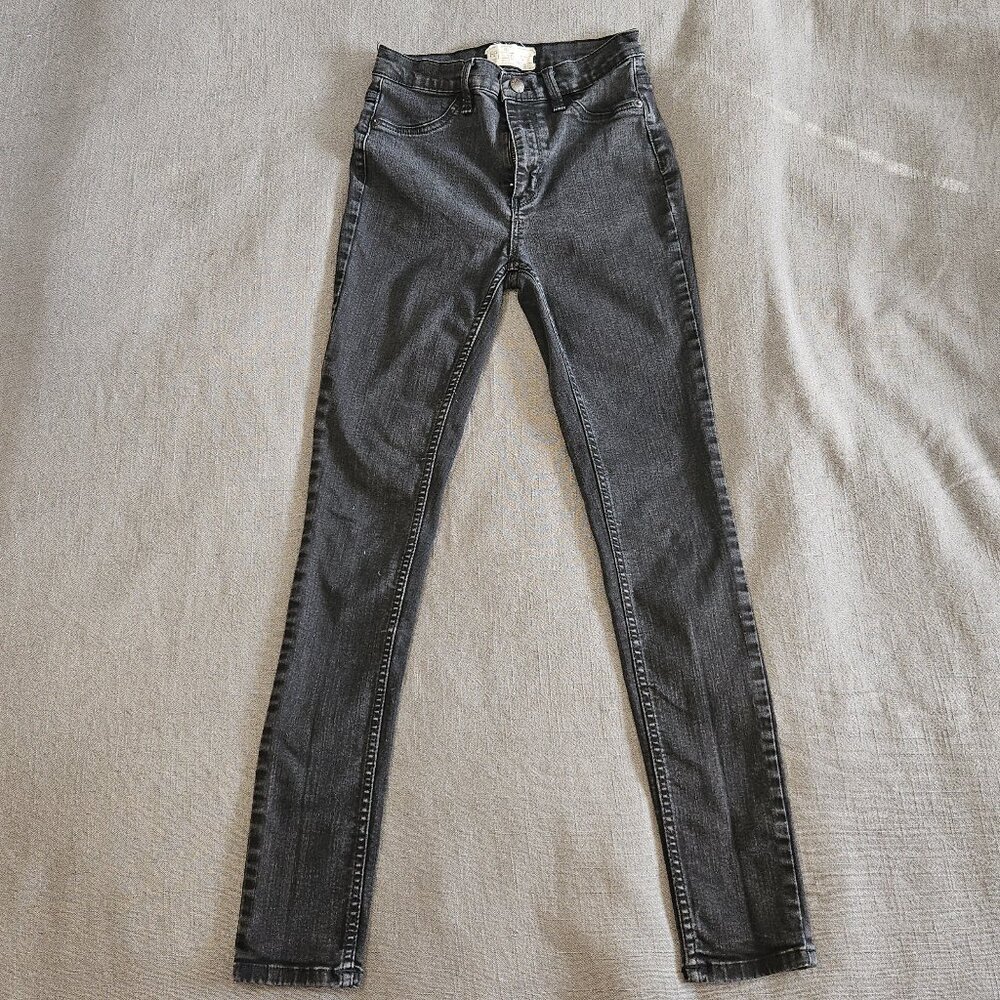 Free People Black Skinny Jeans Jeggings size 27